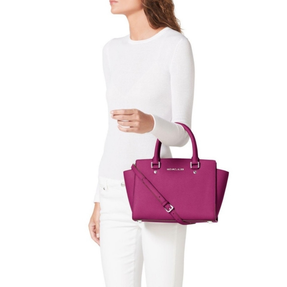 Michael Kors Selma Saffiano Bag